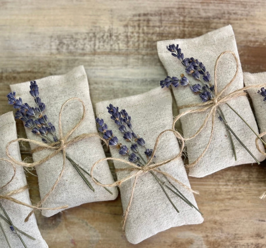 Quarterly Luxury Floral Bouquets with Gifts